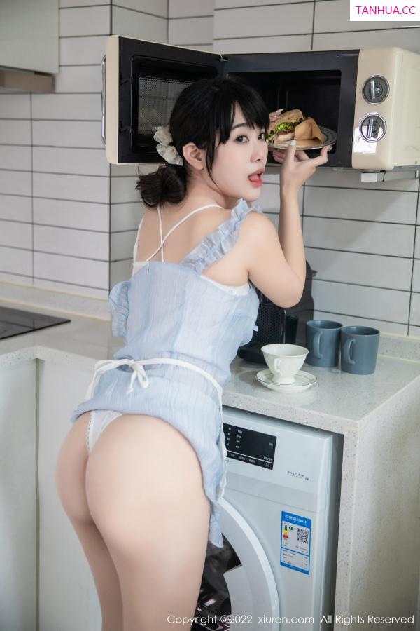   [XiuRen]高清写真图 2022.11.10 No.5834 严利娅Yuliya 丰腴美臀第54张图片